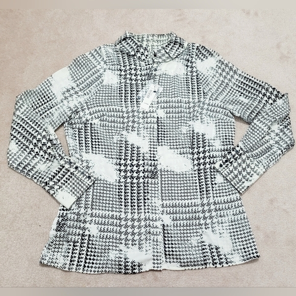 Worthington Women’s Button Down Blouse Size Large Black White Houndstooth Print - Picture 6 of 13